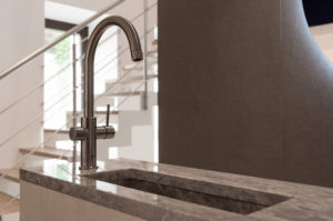 luxury interior design Turella Nico Celidoni progetto ristrutturazione restyling dettagli lusso forniture italian style Grohe spazi commerciali